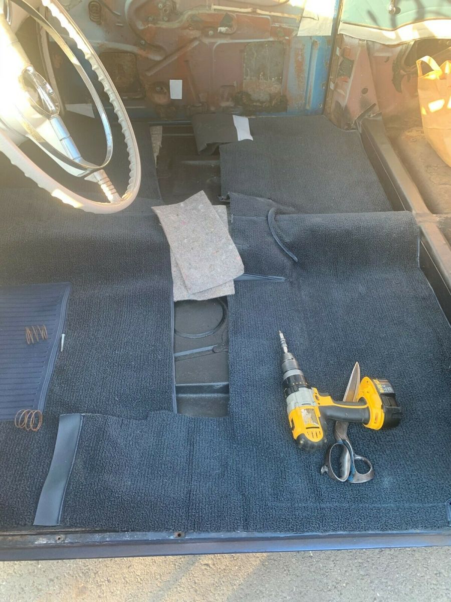 1955 turquise/white Oldsmobile Eighty-Eight 2 door hard top