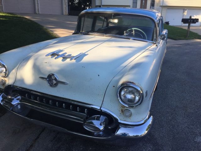 1955 Blue/White Oldsmobile Eighty-Eight