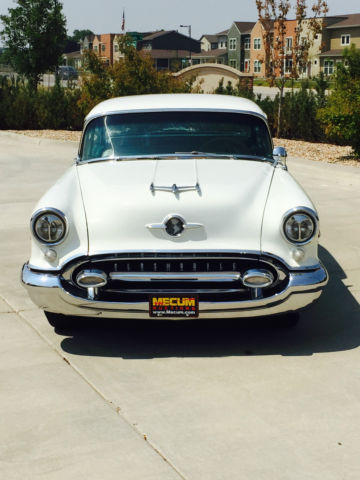 1955 Green Oldsmobile Ninety-Eight Sedan