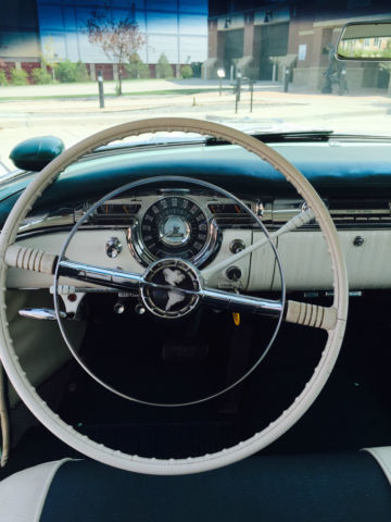 1955 Green Oldsmobile Ninety-Eight Sedan