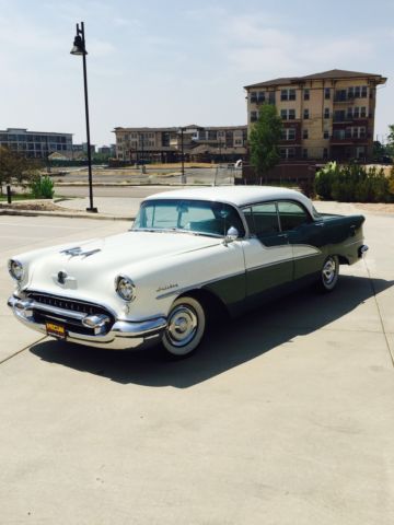 1955 Green Oldsmobile Ninety-Eight Sedan