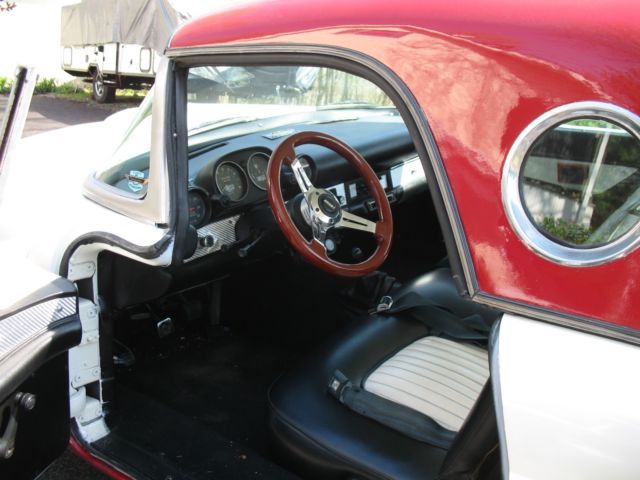 1982 Red/white Ford Thunderbird Convertible