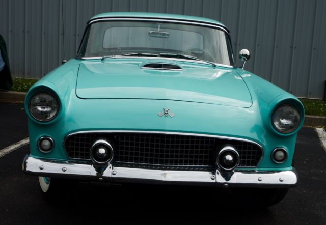 1955 Ford Thunderbird