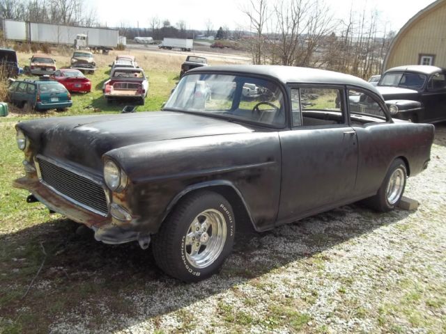 1955 primer Chevrolet Bel Air/150/210 2 Door Sedan