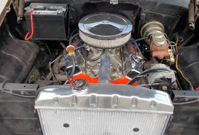 1955 primer Chevrolet Bel Air/150/210 2 Door Sedan