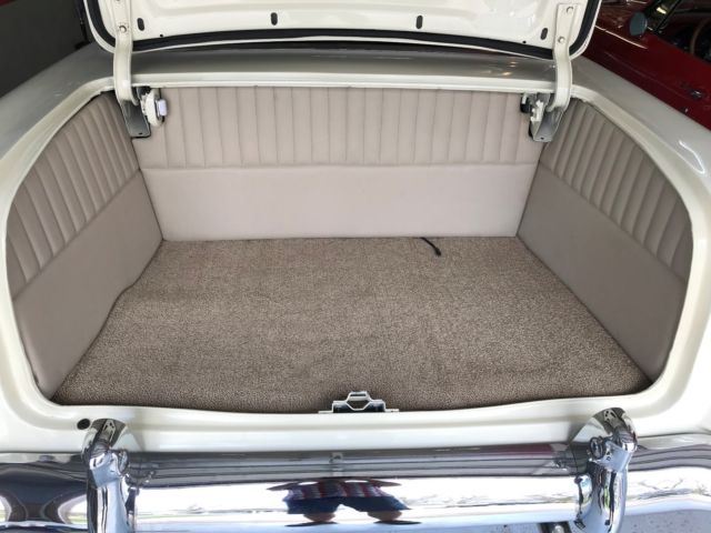 1955 Blue/Cream Chevrolet Bel Air/150/210 Hard Top
