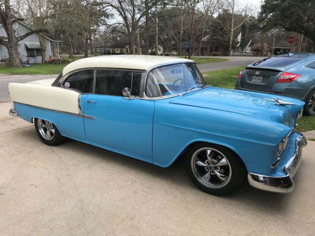 1955 Blue/Cream Chevrolet Bel Air/150/210 Hard Top