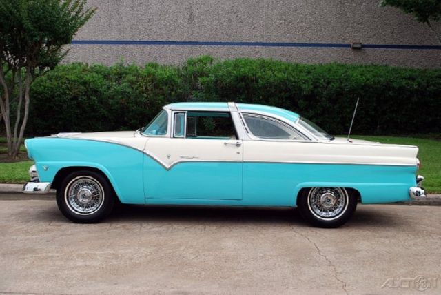 1955 White Chevrolet Bel Air/150/210 Coupe