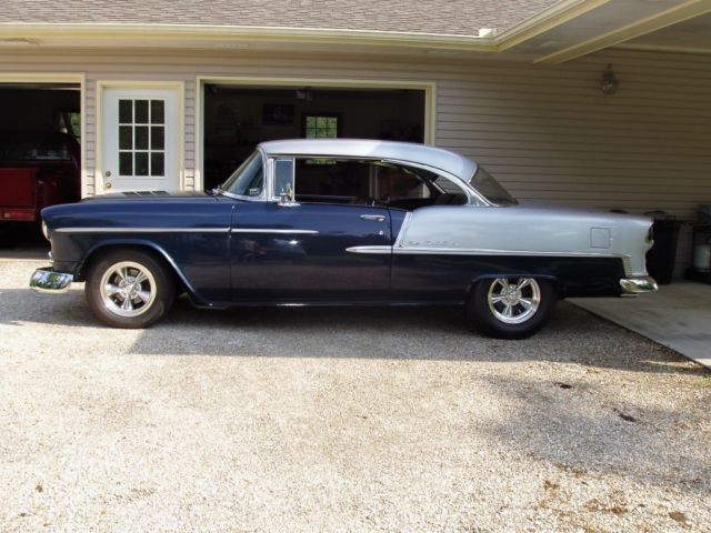 1955 Silver/Blue Chevrolet Bel Air/150/210 Coupe