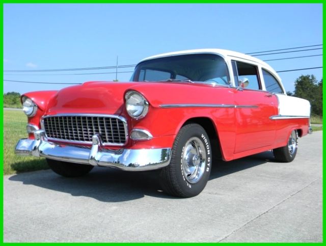 1955 White Chevrolet Bel Air/150/210