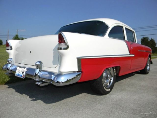 1955 White Chevrolet Bel Air/150/210