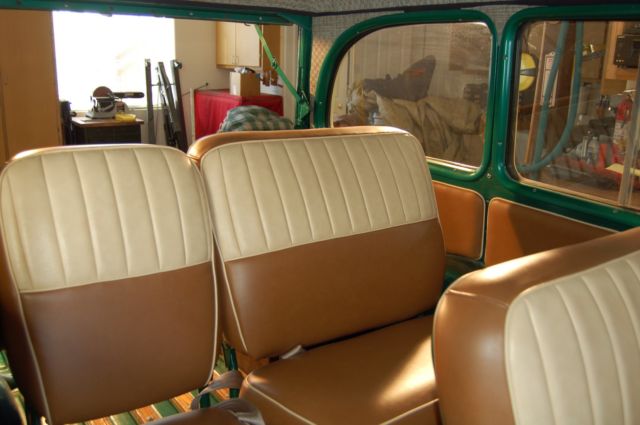 1955 Green Willys 4 WD Wagon Wagon