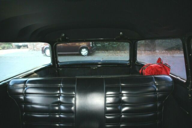 1956 Black & Yellow Chevrolet Bel Air/150/210 Wagon