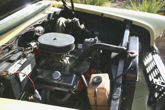 1956 Black & Yellow Chevrolet Bel Air/150/210 Wagon