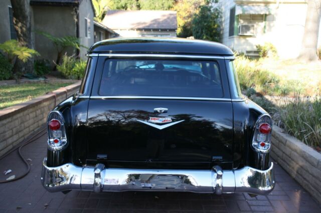 1956 Black & Yellow Chevrolet Bel Air/150/210 Wagon