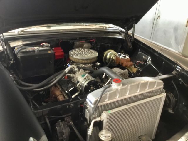 1956 White & charcoal Chevrolet Bel Air/150/210 2 door HT