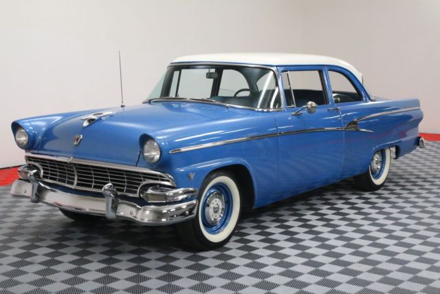 1956 Blue Ford CUSTOMLINE