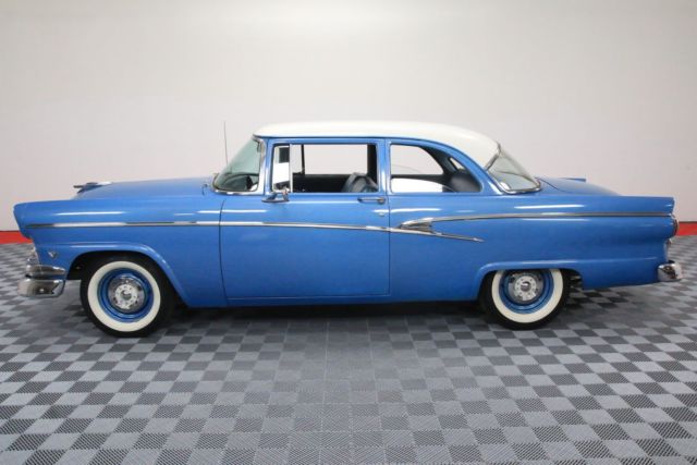 1956 Blue Ford CUSTOMLINE