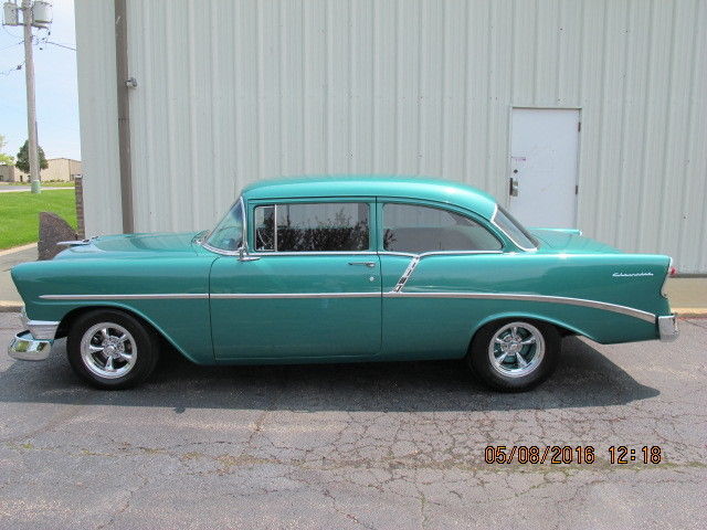 1956 Green Chevrolet Bel Air/150/210 Sedan