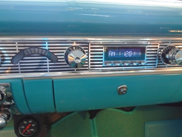1956 blue/white Chevrolet Bel Air/150/210 U/K