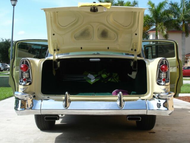 1956 Green Chevrolet Bel Air/150/210 Sedan