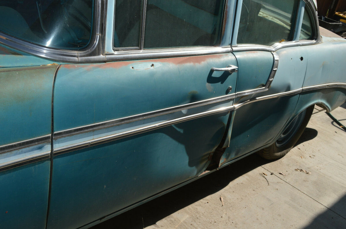 1956 Chevrolet Bel Air/150/210 Sedan