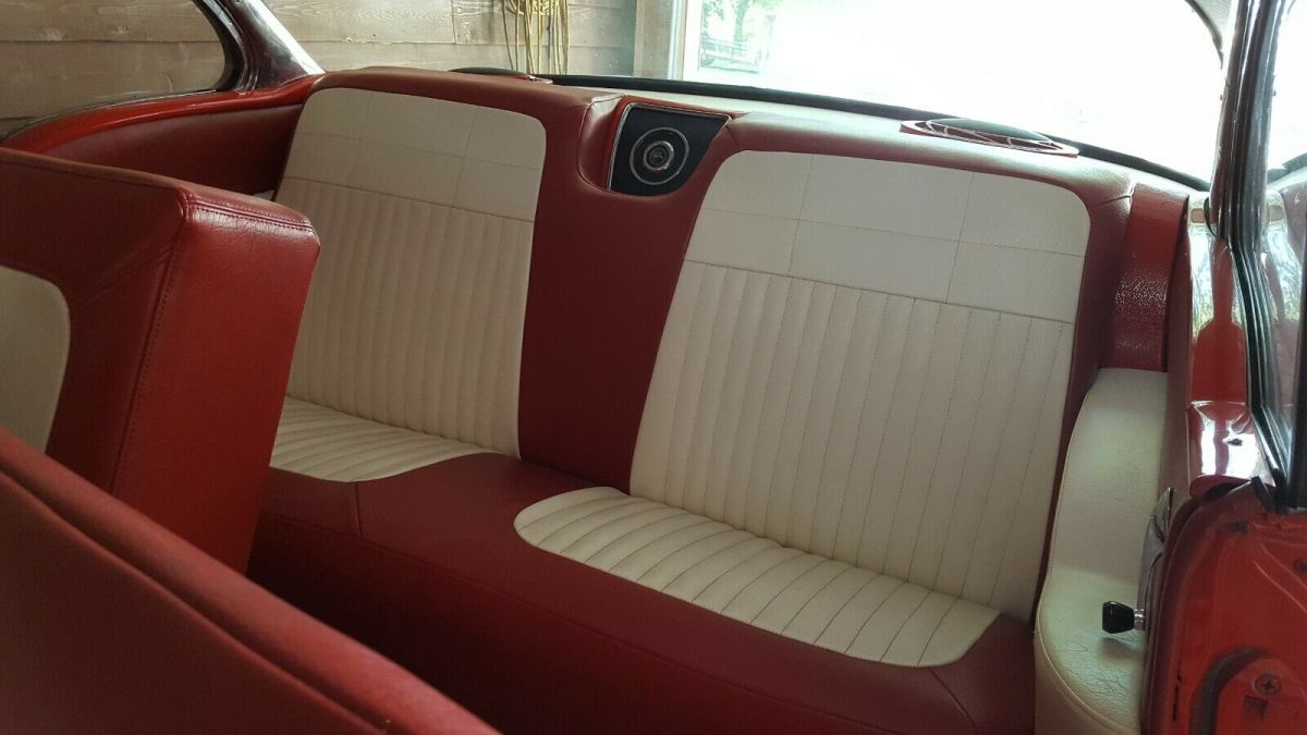 1956 Chevrolet Bel Air/150/210 Sedan