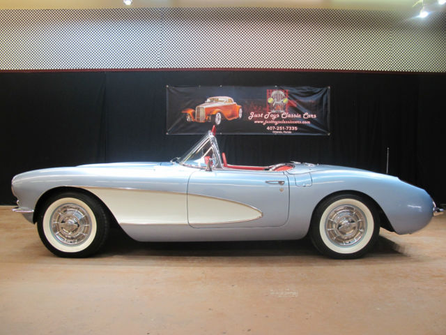 19560000 Blue Chevrolet Corvette Convertible