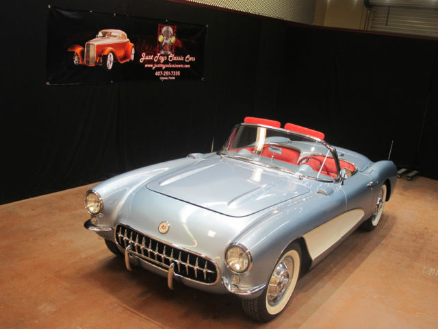 19560000 Blue Chevrolet Corvette Convertible