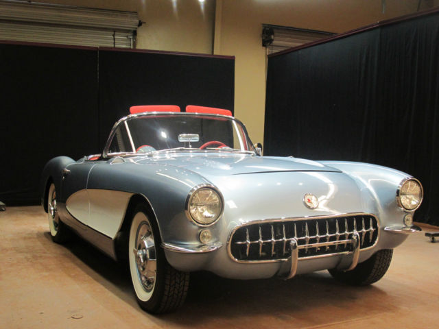 19560000 Blue Chevrolet Corvette Convertible