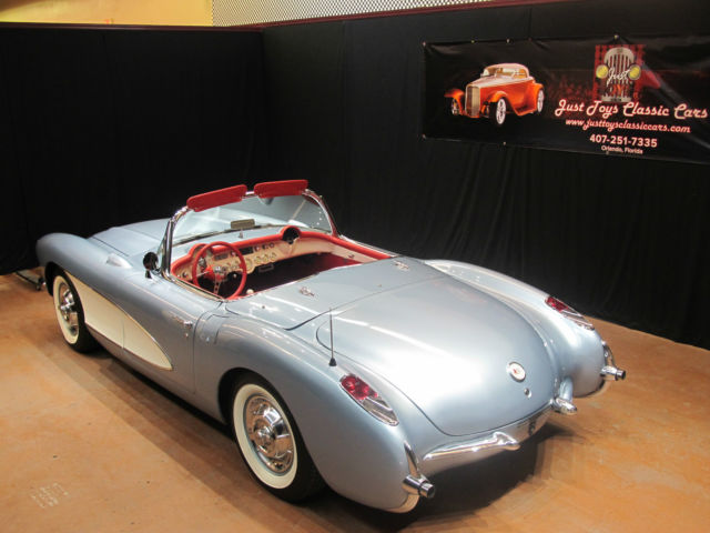 19560000 Blue Chevrolet Corvette Convertible