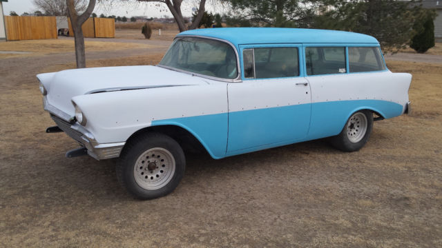 1956 Blue & White Chevrolet Bel Air/150/210 Wagon