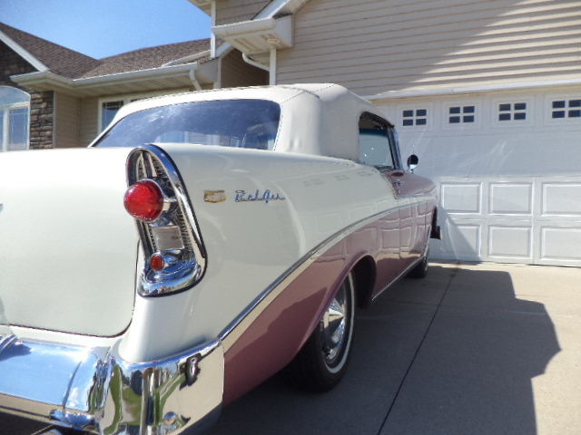 1956 DUSK PLUM/INDIA IVORY Chevrolet Bel Air/150/210 Convertible
