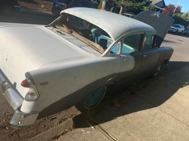 1956 Chevrolet Bel Air/150/210 Sedan