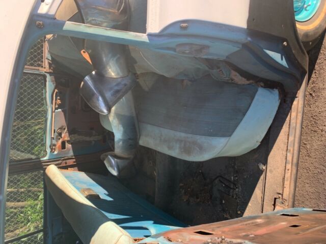 1956 Chevrolet Bel Air/150/210 Sedan