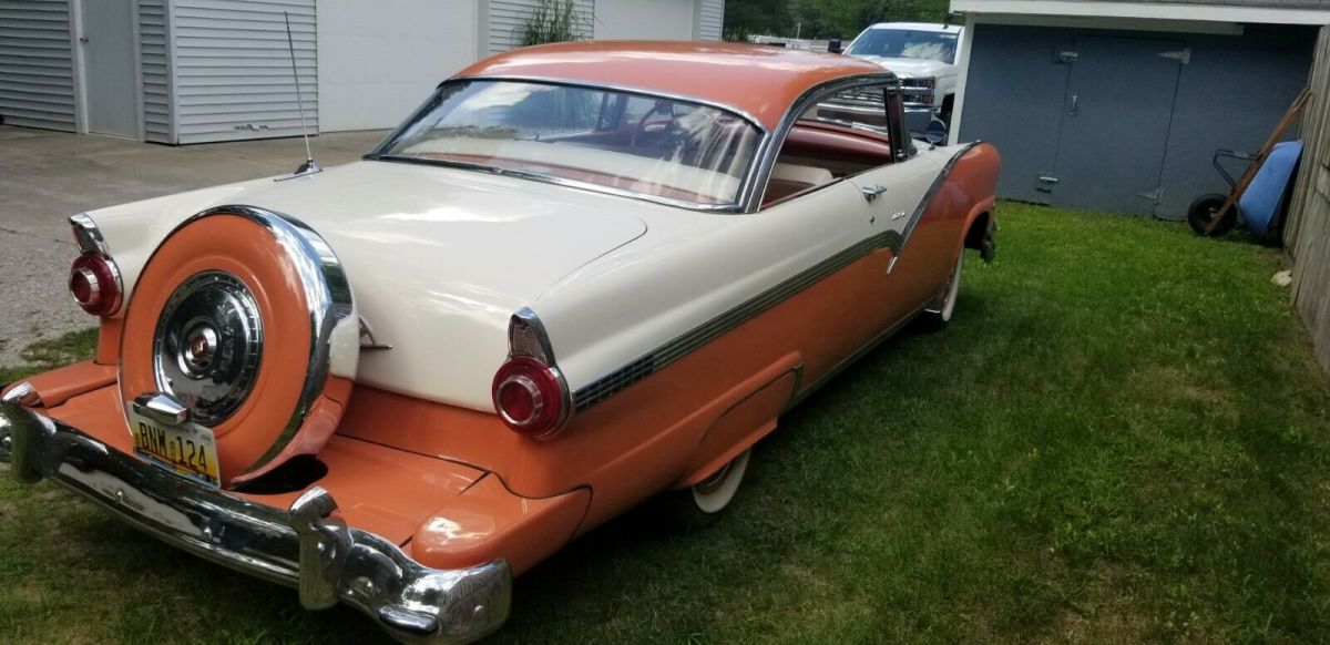 1956 Ford Fairlane Coupe