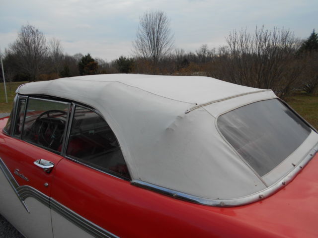 1956 RED/WHITE Ford Fairlane CONVERTIBLE
