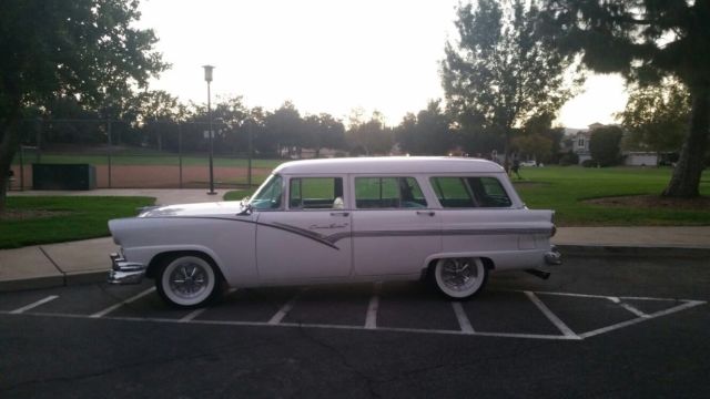 1956 White Ford Country Sedan Sedan