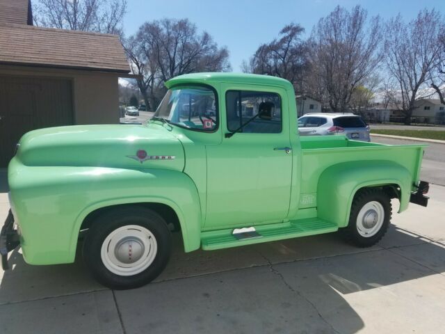 1956 Green Ford F-100 2Wheel drive