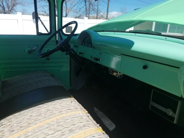 1956 Green Ford F-100 2Wheel drive