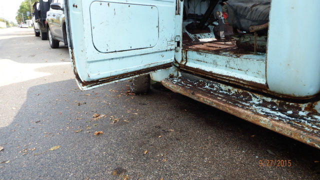 19560000 Blue Ford F-100 Standard Cab Pickup