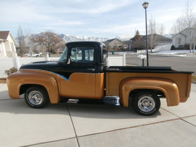 1956 Purple / black Ford F-100 Standard Cab Pickup