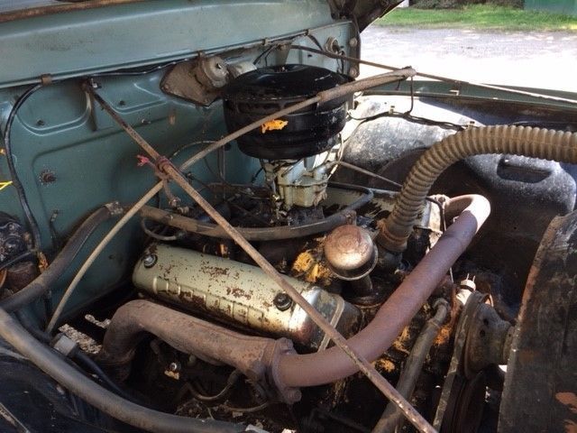 1956 Green Ford F-500 Cab & Chassis