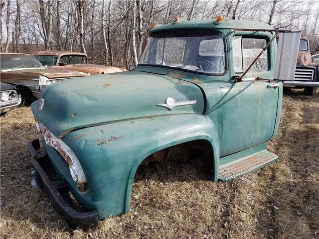 1956 -- Ford F-500 --