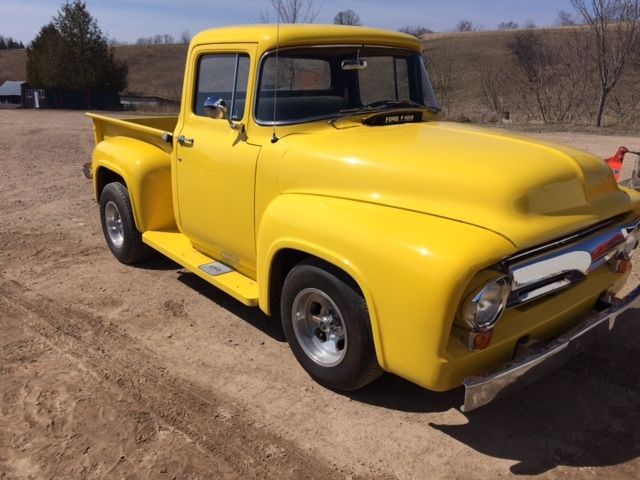 1956 Ford F-100