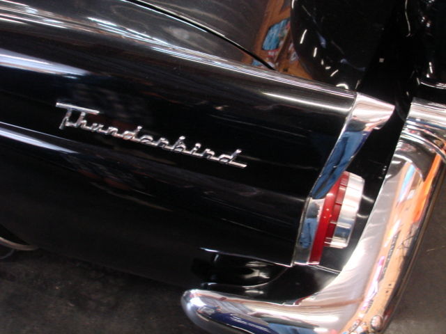 1955 Ford Thunderbird