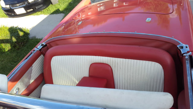 1956 fiesta red (original) Ford Thunderbird Convertible