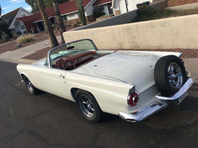 1956 Ford Thunderbird