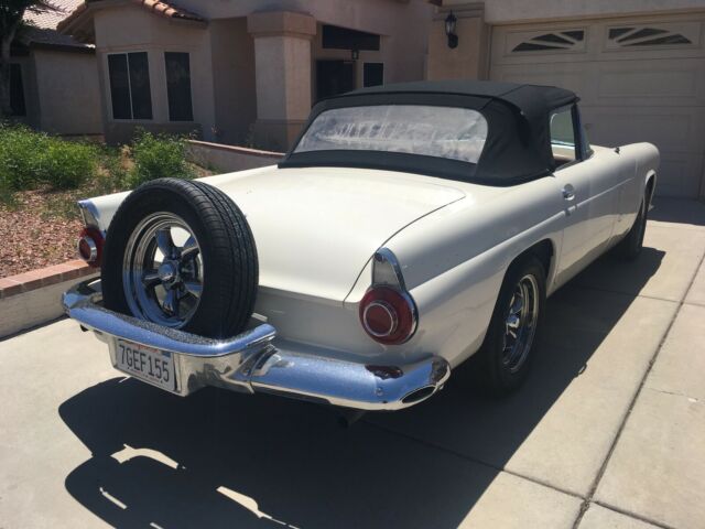 1956 Ford Thunderbird