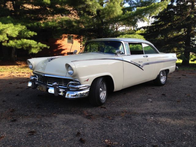1956 White Ford Crown Victoria U/K
